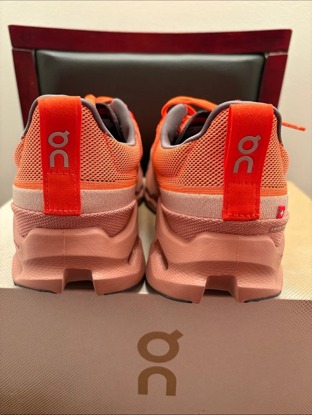 New On Cloud Men's Orange Cloudsurfer Trail Running Sneakers Athletic Size 12